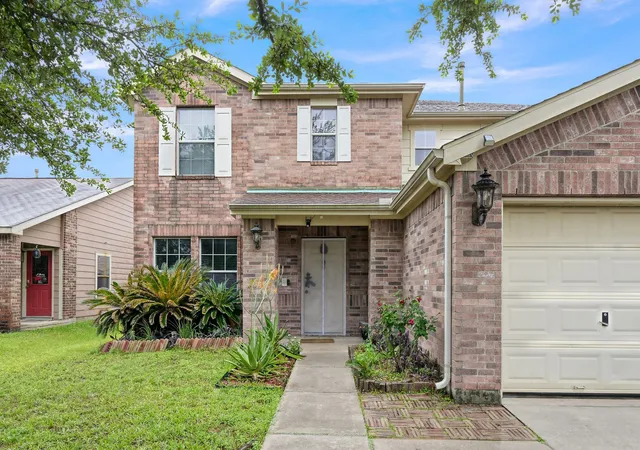 Photo 1 of Sale Pending at 19511 Remington Martin Dr, Houston, TX 77073 | MLS# 79027642 | Listing updated on 2026-08-23
