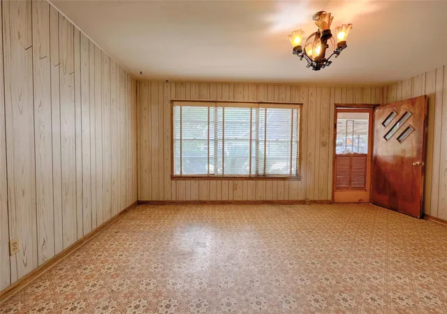 Photo 3 of Sale Pending at 200 Young St, Hallettsville, TX 77964 | MLS# 17736593 | Listing updated on 2026-09-15