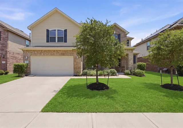 Photo 2 of Single family home for sale at 13202 Twilight Cvs Ct, Houston, TX 77044 | MLS# 16480236 | Listing updated on 2026-08-01