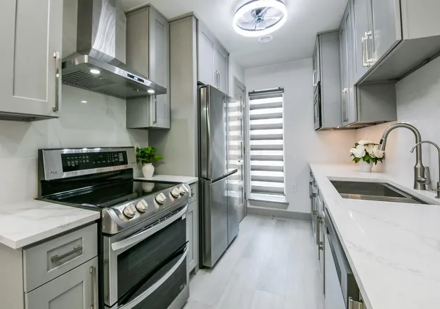 image of 2300 Augusta Dr #28, Houston, TX 77057 | MLS# 85111384