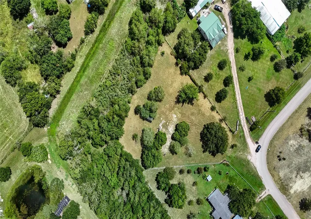 4th image of 8037 Pesek Ln, Needville, TX 77461 | MLS# 61687184