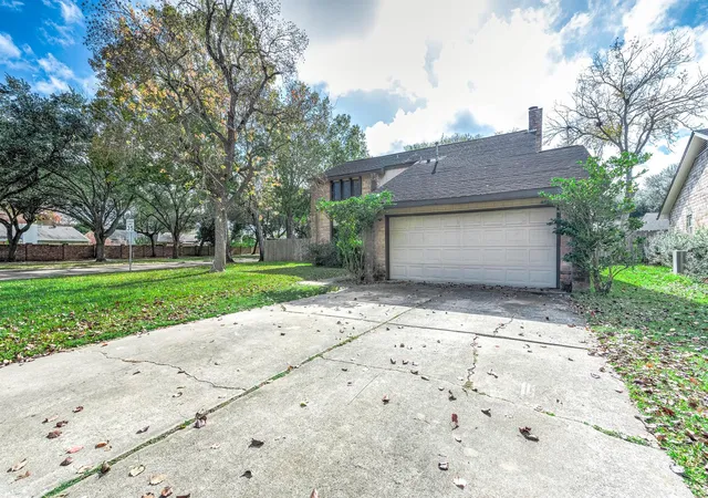 2nd image of 3142 Frontier Dr, Sugar Land, TX 77479 | MLS# 63225294