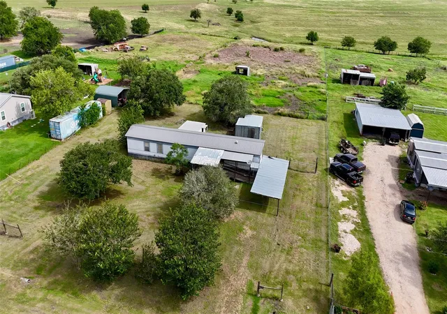 3rd image of 486 County Road 95D, Moulton, TX 77975 | MLS# 57524766