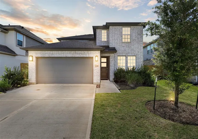 Photo 2 of Single family home for sale at 22018 Big Sky Dr, Tomball, TX 77375 | MLS# 67327035 | Listing updated on 2026-10-09