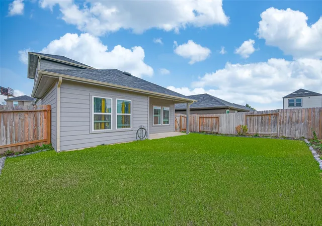 16th image of 1119 Dewberry Downs Ln, Houston, TX 77090 | MLS# 75032696