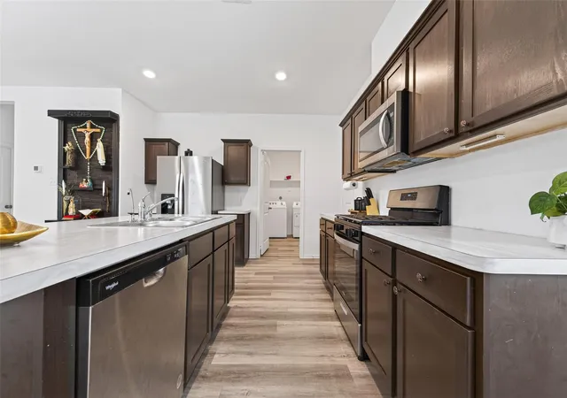 5th image of 1119 Dewberry Downs Ln, Houston, TX 77090 | MLS# 75032696