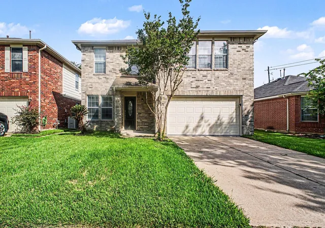 Photo 1 of Sale Pending at 1906 Glen Park Dr, Missouri City, TX 77489 | MLS# 76085067 | Listing updated on 2026-08-25