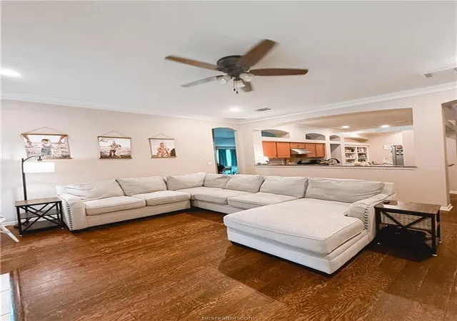 Photo 2 of Single family home for sale at 52 Fairway Dr, Normangee, TX 77871 | MLS# 94314131 | Listing updated on 2026-08-25