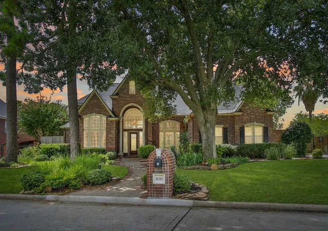 1st image of 16315 Chipstead Dr, Spring, TX 77379 | MLS# 98500478