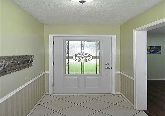 3rd image of 5421 Thistle Dr, Dickinson, TX 77539 | MLS# 45398924