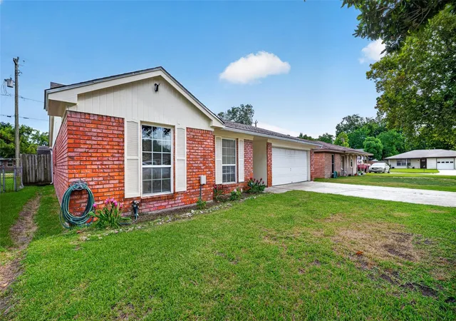 Photo 2 of Single family home for sale at 603 Littlewood St, Baytown, TX 77521 | MLS# 95276459 | Listing updated on 2026-08-20