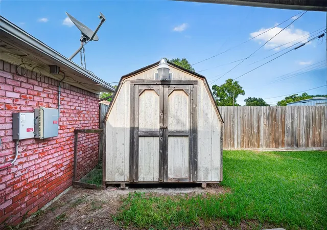 Photo 3 of Single family home for sale at 603 Littlewood St, Baytown, TX 77521 | MLS# 95276459 | Listing updated on 2026-08-20