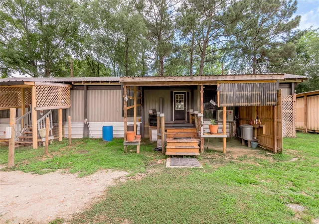 Homes for sale in Groveton, TX | 159 S Pecan Ave, Groveton, TX 75845 | MLS# 12703977