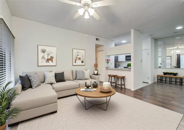 Homes for sale in Houston, TX | 2023 Gentryside Dr #109, Houston, TX 77077 | MLS# 43524177