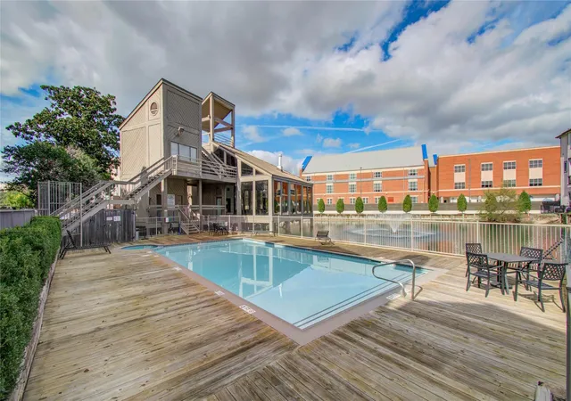 Homes for sale in Houston, TX | 2023 Gentryside Dr #109, Houston, TX 77077 | MLS# 43524177