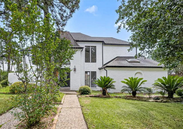 Photo 3 of Single family home for sale at 15618 Banty Fls Ct, Houston, TX 77068 | MLS# 88664812 | Listing updated on 2026-09-22