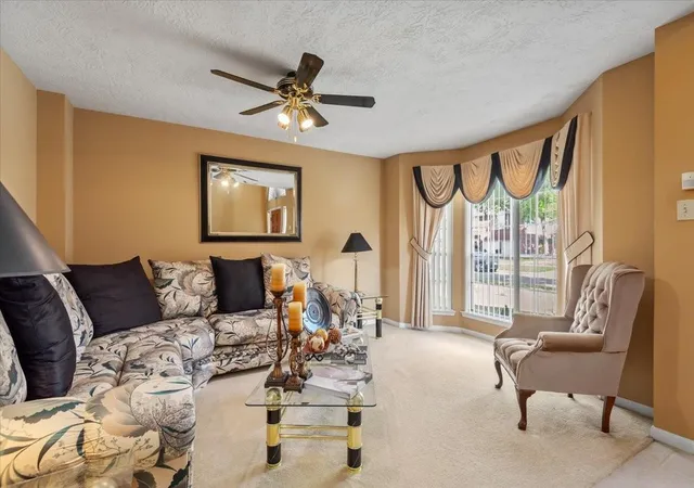 Homes for sale in Houston, TX | 13134 Woodtrek Ln, Houston, TX 77015 | MLS# 46437720