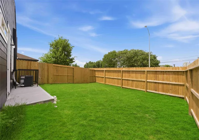 2nd image of 7900 Bowen St, Houston, TX 77051