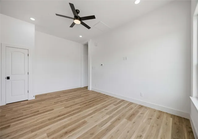 5th image of 7900 Bowen St, Houston, TX 77051