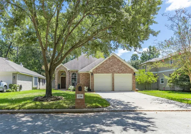 Photo 1 of Single family home for sale at 12506 Lakeview Dr, Montgomery, TX 77356 | MLS# 81004575 | Listing updated on 2026-09-12