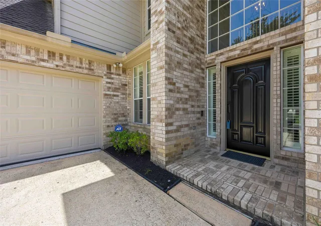 Photo 2 of Single family home for sale at 14315 Corktree Knls, Cypress, TX 77429 | MLS# 84299101 | Listing updated on 2026-09-20