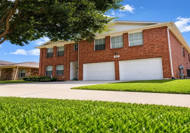 Photo 2 of Single family home for sale at 4931 Deep Glen Ln, Katy, TX 77449 | MLS# 33927347 | Listing updated on 2026-09-01