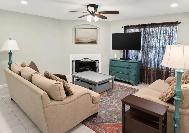 Photo 4 of Single family home for sale at 4931 Deep Glen Ln, Katy, TX 77449 | MLS# 33927347 | Listing updated on 2026-09-01