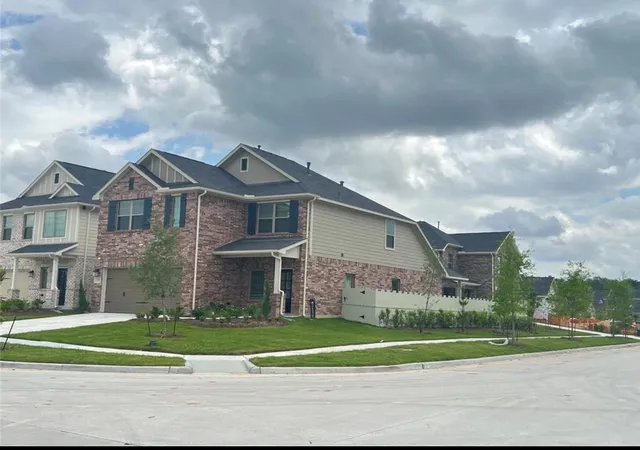 Photo 1 of Single family home for sale at 17697 Tree Of Heaven Dr, Conroe, TX 77385 | MLS# 44400258 | Listing updated on 2026-08-30