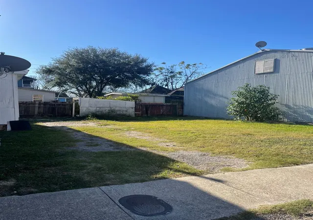 Homes for sale in Houston, TX | 1517 Everett St, Houston, TX 77009 | MLS# 15605189