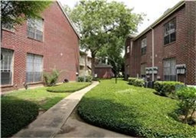 2nd image of 8055 Cambridge St #71, Houston, TX 77054 | MLS# 96741643