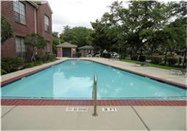 4th image of 8055 Cambridge St #71, Houston, TX 77054 | MLS# 96741643
