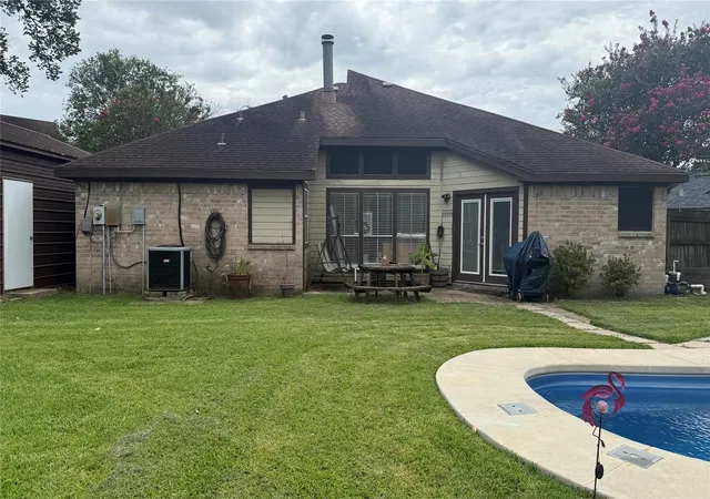 23rd image of 430 Enfield Dr, Highlands, TX 77562 | MLS# 14076559