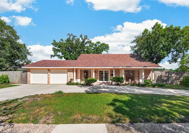 1st image of 6710 Burning Tree Dr, Houston, TX 77036 | MLS# 42573152
