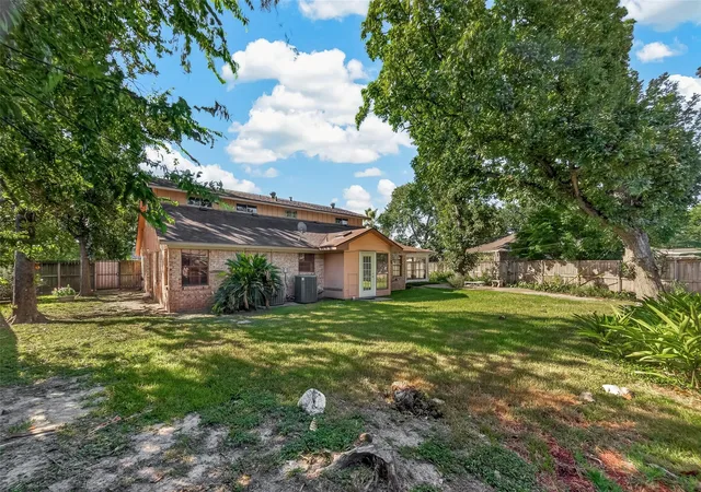 50th image of 6710 Burning Tree Dr, Houston, TX 77036 | MLS# 42573152