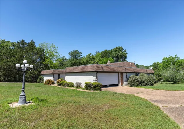 Photo 3 of Land for sale at 119 Heritage Trl, Bellville, TX 77418 | MLS# 90253360 | Listing updated on 2026-04-25