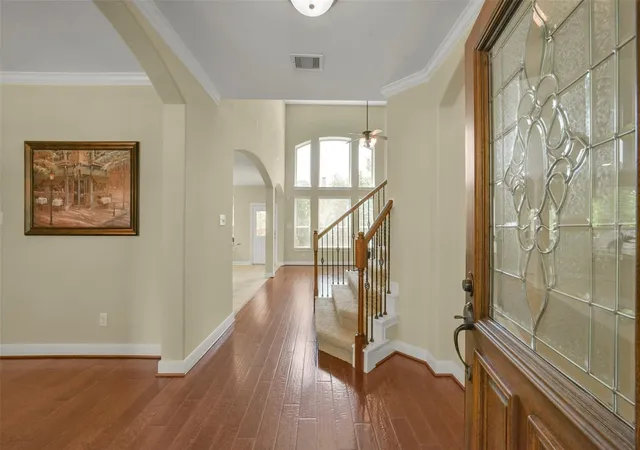 3rd image of 110 N Victoriana Cir, The Woodlands, TX 77389 | MLS# 54091862