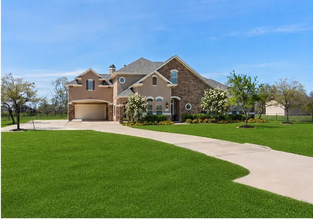 Photo 3 of Single family home for sale at 8703 Majesty Ln, Richmond, TX 77469 | MLS# 72623349 | Listing updated on 2026-10-02