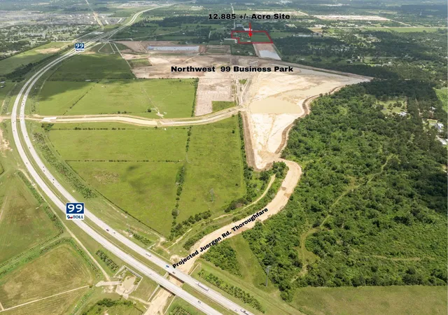 Photo 4 of Sale Pending at 19105 Mueschke Rd, Tomball, TX 77377 | MLS# 38440589 | Listing updated on 2026-08-08