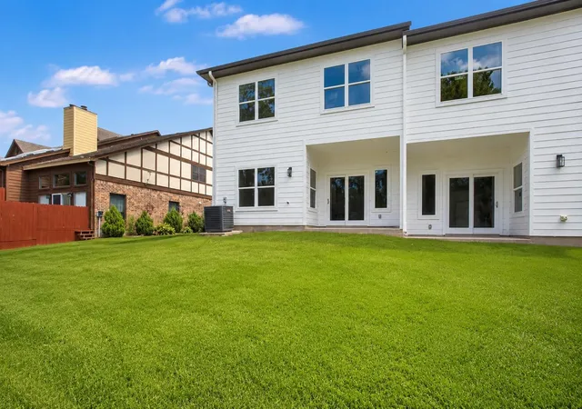 Photo 2 of Townhouse for sale at 12310 Glenview, Montgomery, TX 77356 | MLS# 5616266 | Listing updated on 2026-07-04