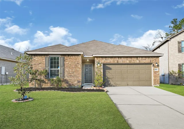 Photo 2 of Single family home for sale at 2210 Timberland Country Ct, Conroe, TX 77304 | MLS# 97101439 | Listing updated on 2026-09-11