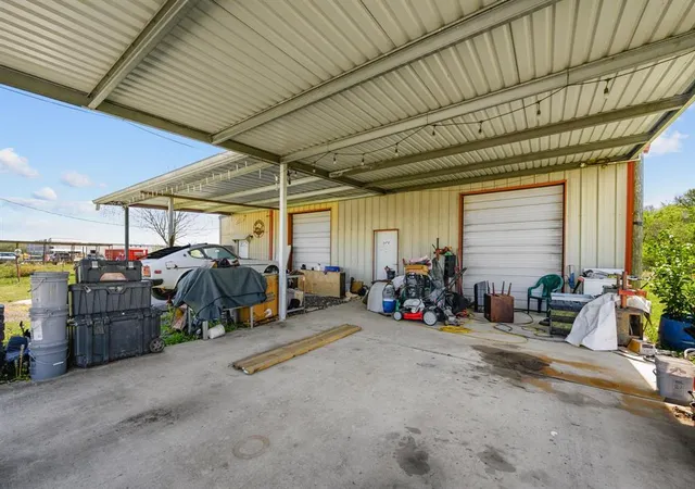 Photo 3 of Land for sale at 2402 East Fwy, Baytown, TX 77521 | MLS# 16406261 | Listing updated on 2025-09-23