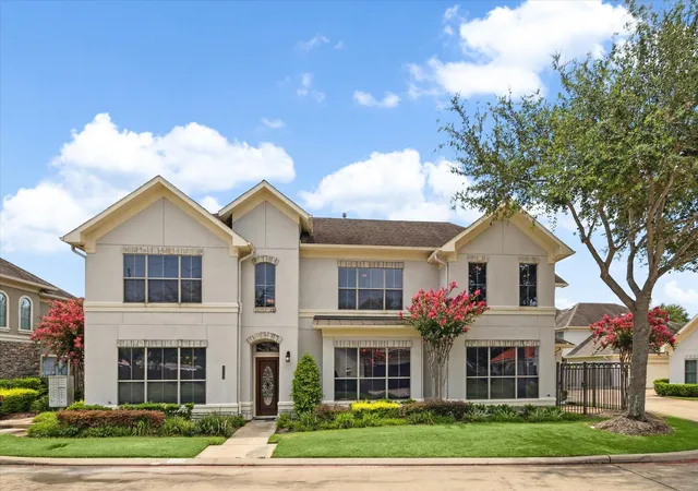 Townhouse for sale at 4319 Stonebrook Ln, Missouri City, TX 77459 | MLS# 72318044