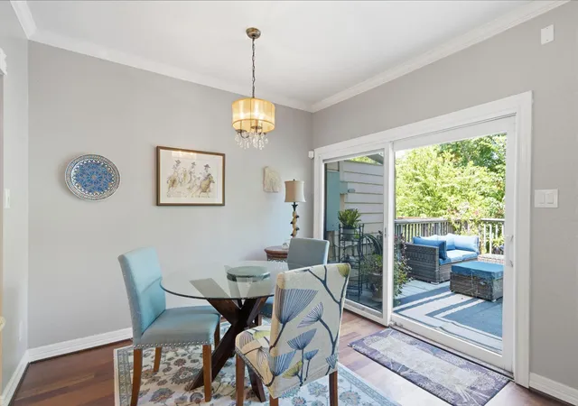 Listing Photo 4 - Condo for sale in building located at 1802 Stoney Brk Dr, Houston, TX 77063 - Unit #103