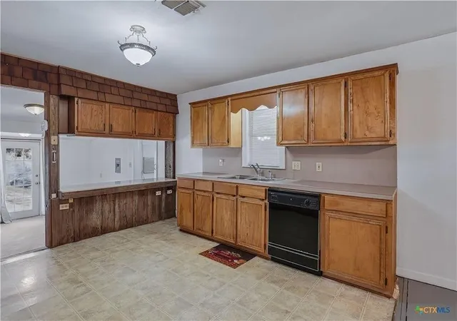 Photo 3 of Single family home for sale at 226 & 230 Thornton St, Gonzales, TX 78629 | MLS# 44132430 | Listing updated on 2026-08-19