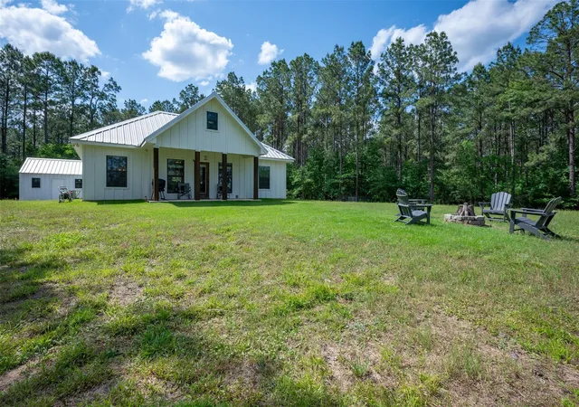 3rd image of 1068 County Road 3200, Colmesneil, TX 75938 | MLS# 34756279
