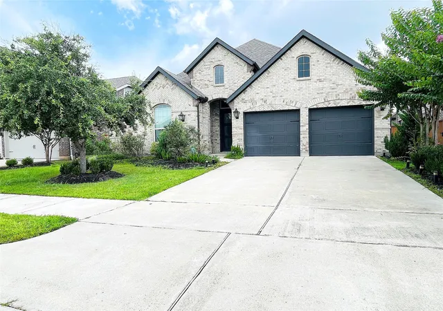 Photo 3 of Single family home for sale at 18414 Kilbowie Pl, Richmond, TX 77407 | MLS# 18447135 | Listing updated on 2026-07-12