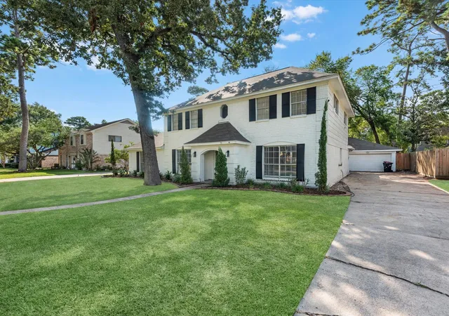 Photo 1 of Single family home for sale at 711 Lodgehill Ln, Houston, TX 77090 | MLS# 59266337 | Listing updated on 2026-09-06