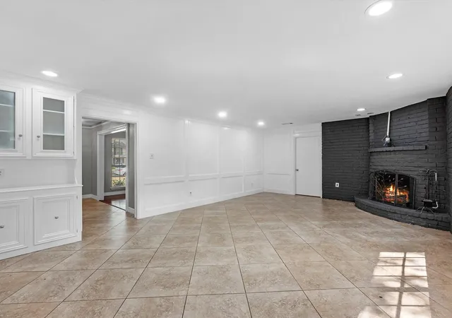 Photo 3 of Single family home for sale at 711 Lodgehill Ln, Houston, TX 77090 | MLS# 59266337 | Listing updated on 2026-09-06