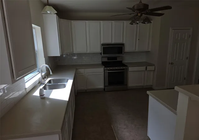 Photo 4 of Single family home for sale at 6203 Faulkner Ridge Dr, Katy, TX 77450 | MLS# 69667140 | Listing updated on 2026-09-15