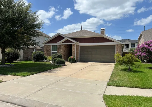 Photo 3 of Sale Pending at 16314 Hillside Garden Ln, Houston, TX 77084 | MLS# 14474807 | Listing updated on 2026-09-12